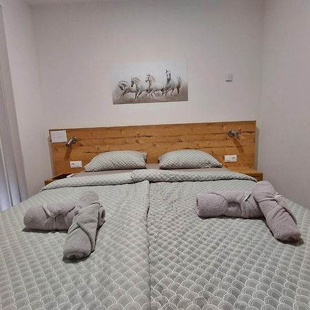 Gold Apartmani Kozarac מראה חיצוני תמונה