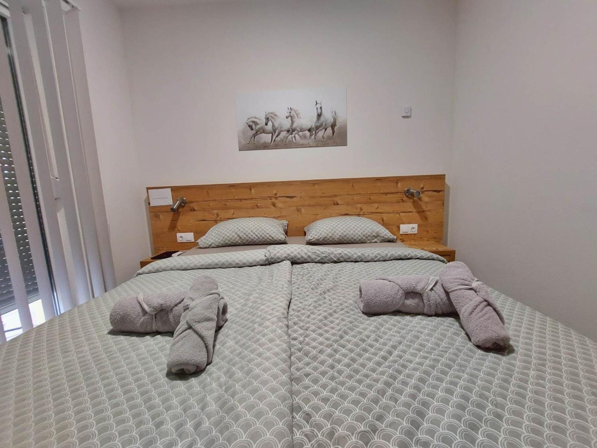 Gold Apartmani Kozarac מראה חיצוני תמונה